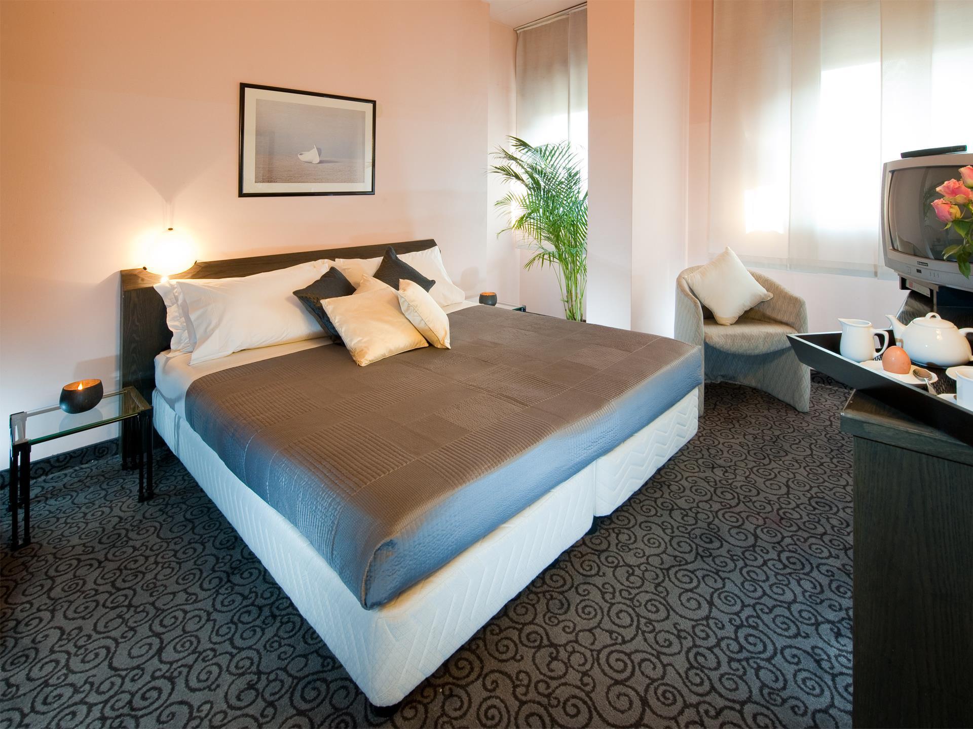 Hotel Comtur Binasco Phòng bức ảnh