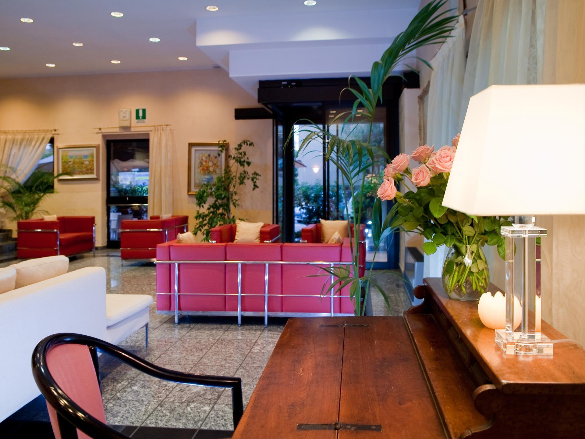 Hotel Comtur Binasco Ngoại thất bức ảnh