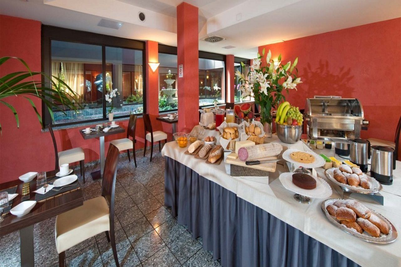 Hotel Comtur Binasco Ngoại thất bức ảnh
