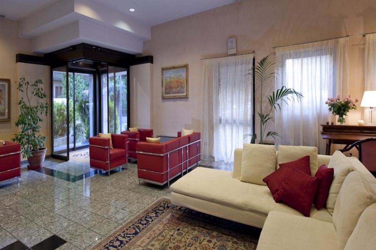 Hotel Comtur Binasco Ngoại thất bức ảnh